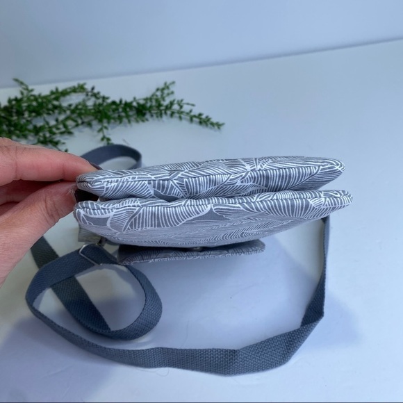 Hand.Made Grey & White Leaf Print Soft Crossbody Bag NWOT - Picture 8 of 11